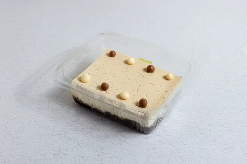 עוגה עם קיט-קט