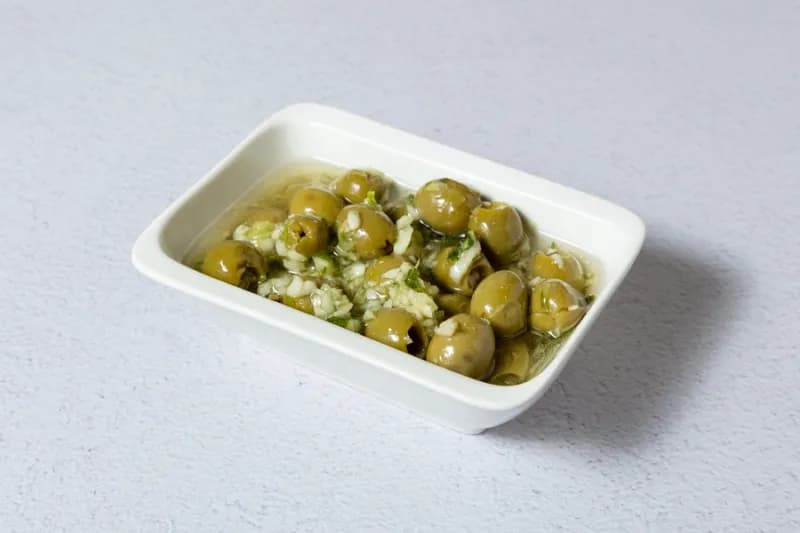 זיתים בשום
