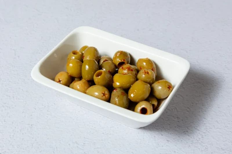 זיתים ברוטב פיקנטי