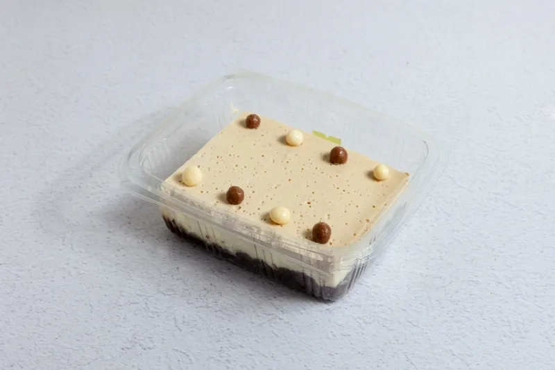 עוגה עם קיט-קט